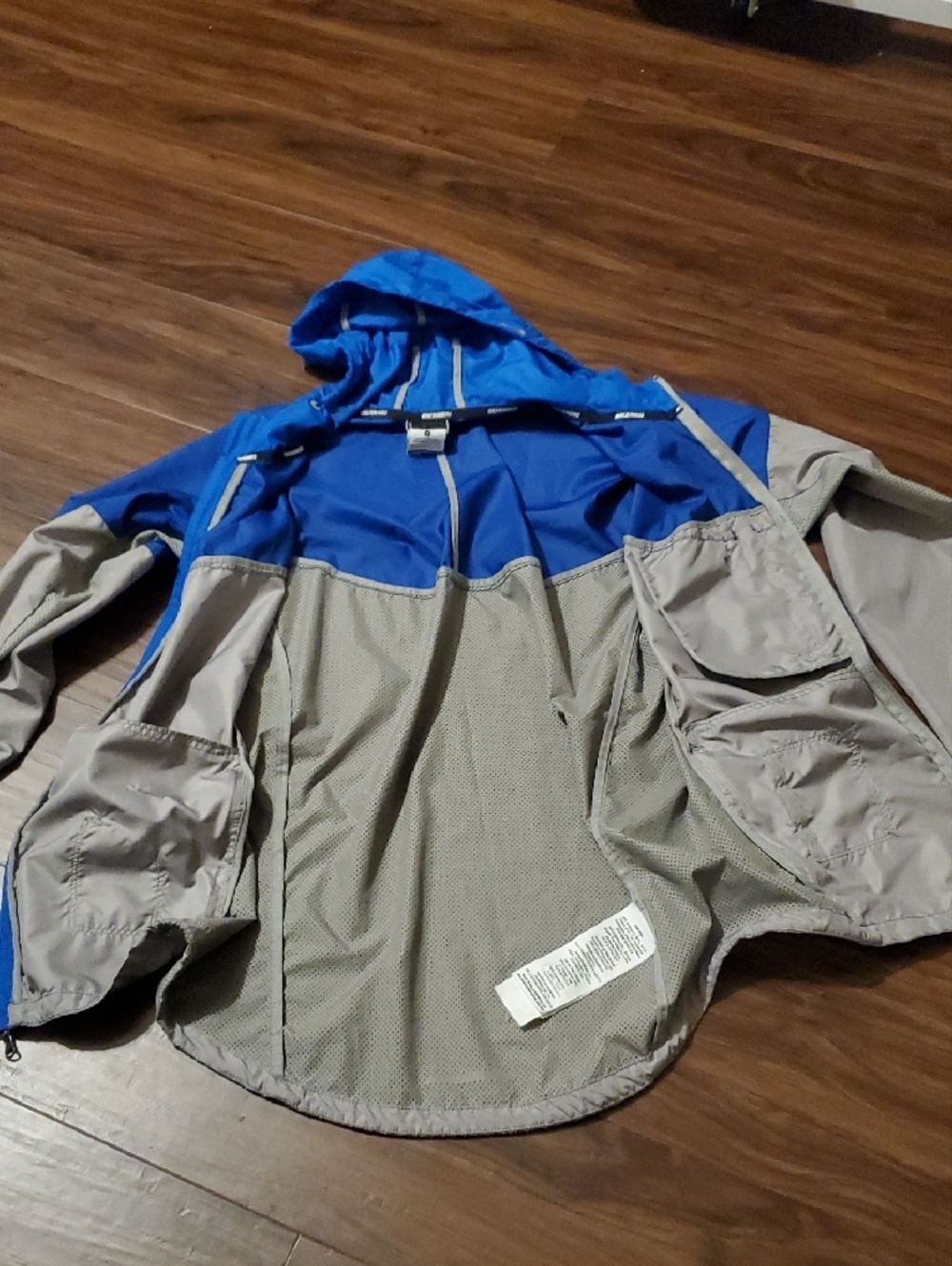 Nike Men’s Blue and Gray Hooded Reflective Windbreaker Jacket With Pockets - Picture 5 of 14